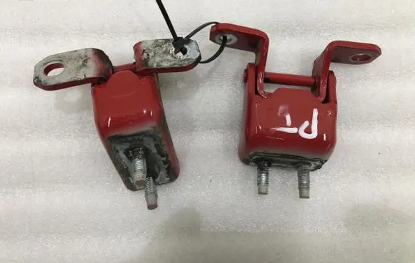Suzuki SX4 Rear door hinge set 