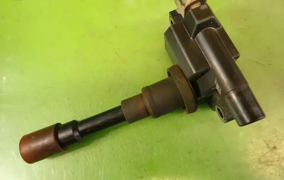 Suzuki Liana High voltage ignition coil 9F21-0371