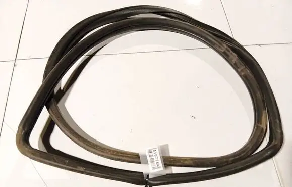 Rubber seal rear door