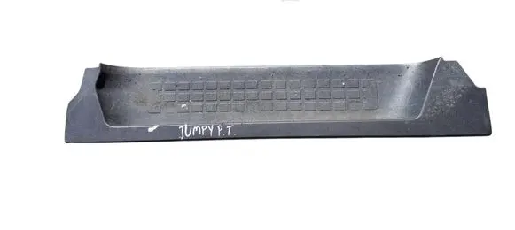 Citroen Jumpy Rear sill trim cover 9808681377 84515N01