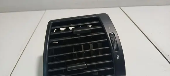 BMW X5 E53 Dashboard side air vent grill/cover trim 64228402215