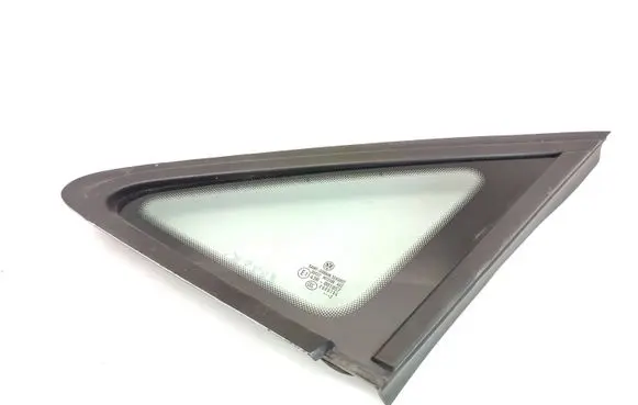 Volkswagen Caddy Front triangle window/glass 43R001057 E000184 DOT27M23100AS2
