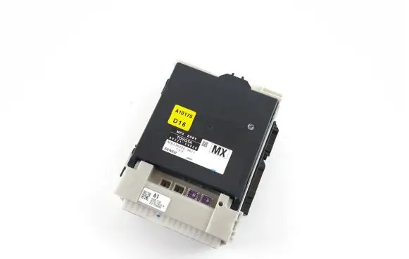 Toyota C-HR I Fuse box set 89221F4020 2380009611