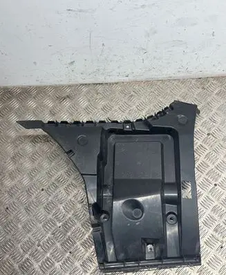 BMW 6 F12 F13 Bumper support mounting bracket corner 8050385 15857711