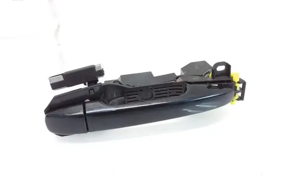 Toyota Avensis T270 Rear door exterior handle