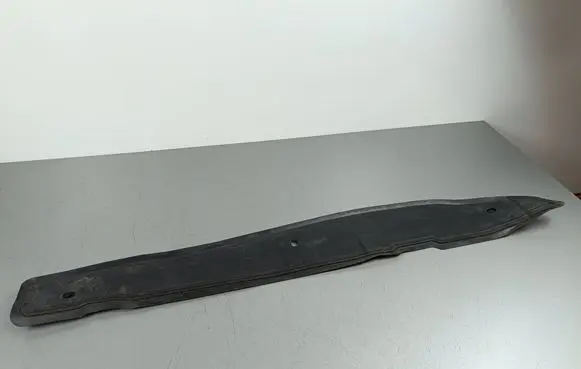 Maserati Levante Fender foam support/seal B340 670032469
