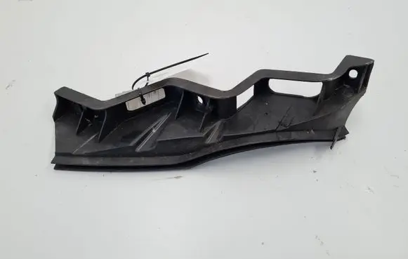 Volkswagen PASSAT B6 Front bumper mounting bracket 3C0807890