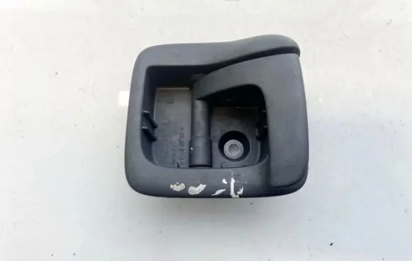 Engine bonnet (hood) release handle