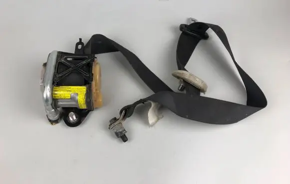 Subaru Impreza III Front seatbelt C9363HL07