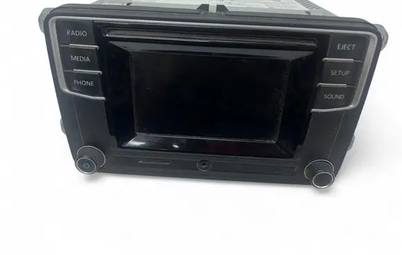 Volkswagen Caddy Radio/CD/DVD/GPS head unit 1K8035150G