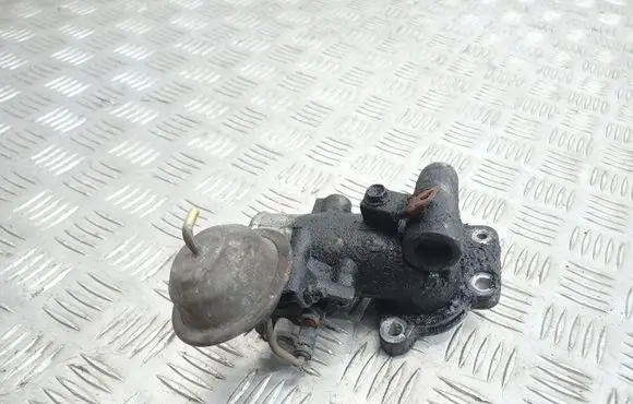 Toyota Yaris Engine shut-off valve 