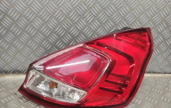 Volkswagen Golf IV Rear/tail lights 134054