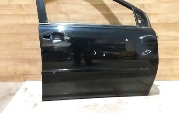 Lexus RX 330 - 350 - 400H Front door