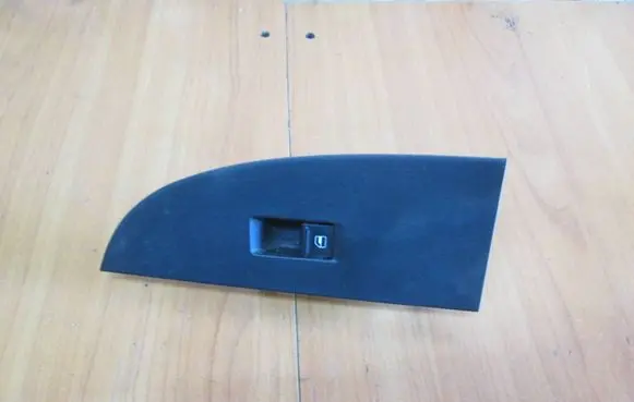 Seat Leon (1P) Electric window control switch 1P1867172