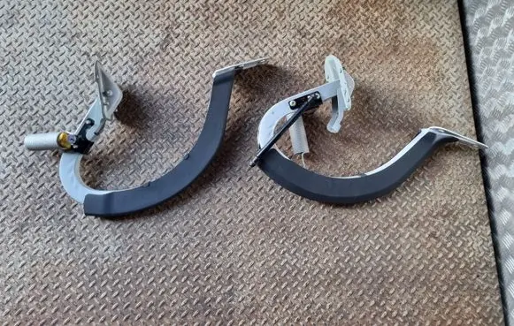 Jaguar XE Tailgate/trunk/boot hinge GX7342700AE GX7343054AB GX7342701AD