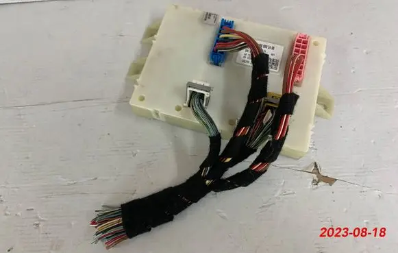 Mercedes-Benz GL X166 SAM control unit A1669003408 A1669016901 A1669024004