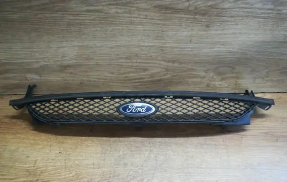 Ford S-MAX Front bumper upper radiator grill 6M21R8200AF
