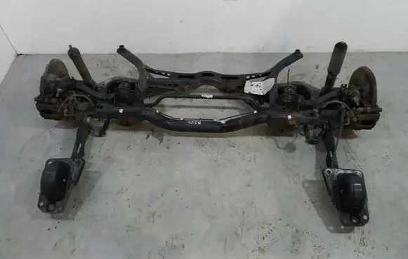 Volkswagen Jetta VI Rear axle beam 