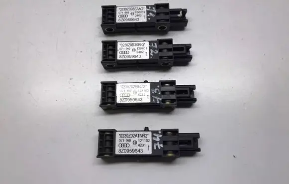 Audi A2 Airbag deployment crash/impact sensor 8Z0959643