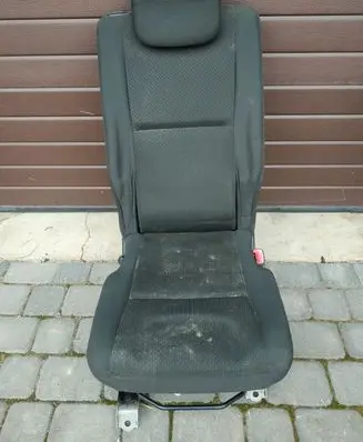 Toyota Corolla Verso AR10 Second row seats 