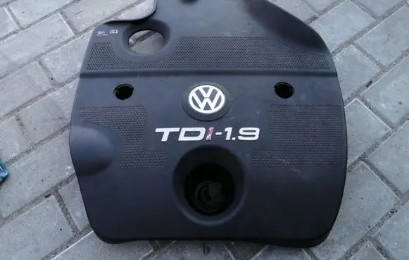Audi A3 S3 8L Engine cover (trim) 038103935A