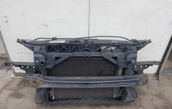 Seat Leon (1P) Radiator support slam panel