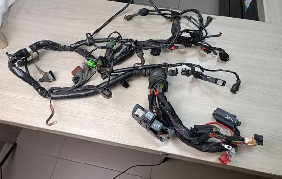 Jaguar S-Type Engine installation wiring loom 