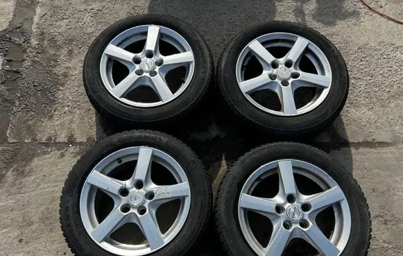 BMW 1 E82 E88 R16 alloy rim 