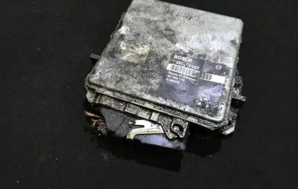 Opel Omega B1 Engine control unit/module 0281001427 90494179