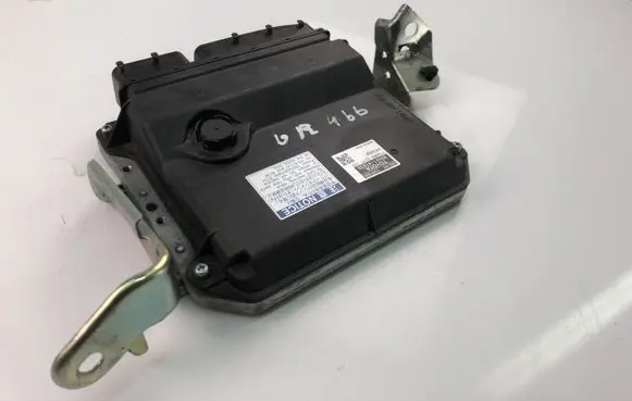 Toyota Prius (XW50) Engine control unit/module 8966147830