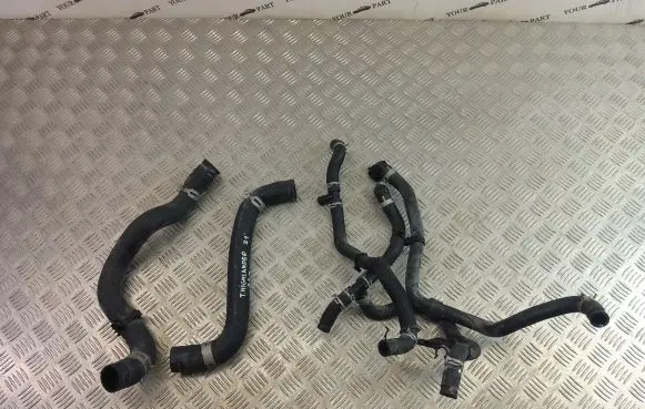 Toyota Highlander XU70 Engine coolant pipe/hose