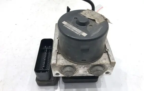Ford Focus ABS Pump 3M512M110JA