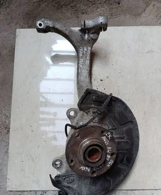 Audi A4 S4 B7 8E 8H Front wheel hub