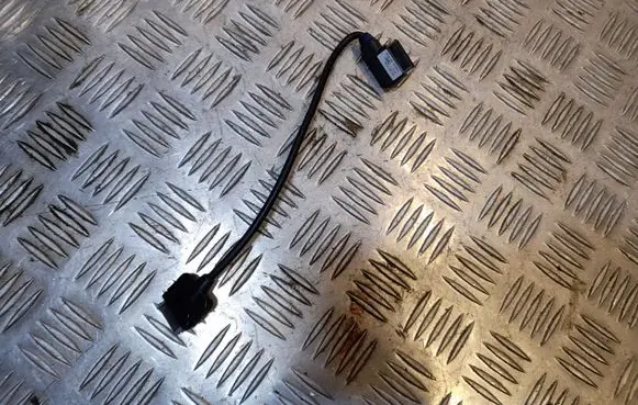 Audi A4 Allroad iPod connector socket 4F0051510K