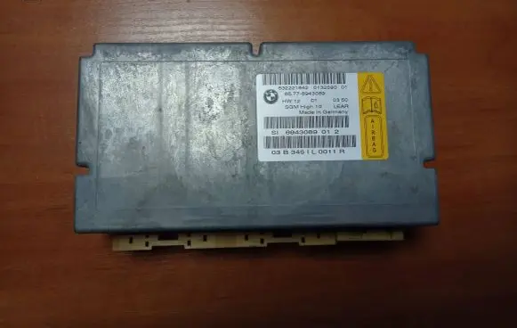 BMW 5 E60 E61 Airbag control unit/module 6943089