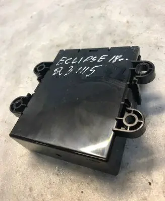 Mitsubishi Eclipse Cross Other control units/modules 8637c102
