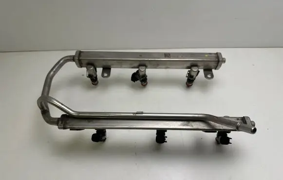 Ford Mustang V Fuel main line pipe BR3E9F797FA