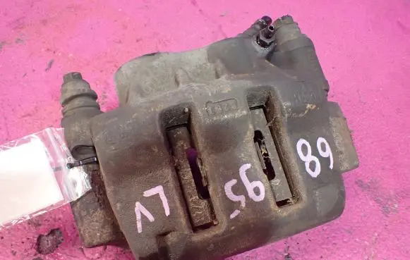 Renault Master II Front brake caliper