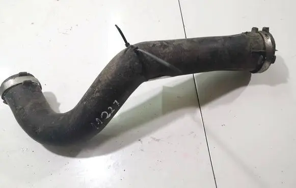 Audi Q7 4L Engine coolant pipe/hose 