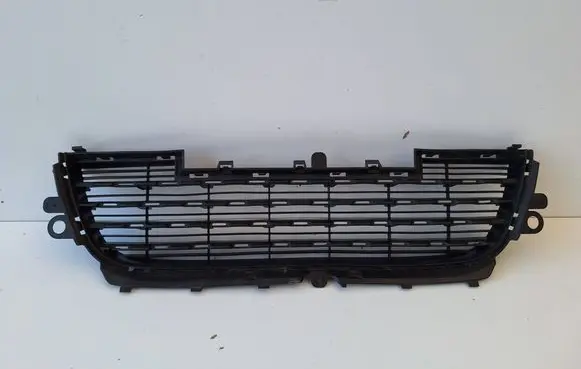 Peugeot 2008 I Front bumper lower grill 9678059477