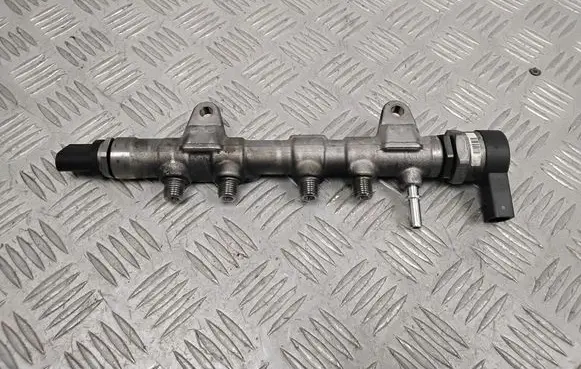 BMW 2 F45 Fuel main line pipe 8511629