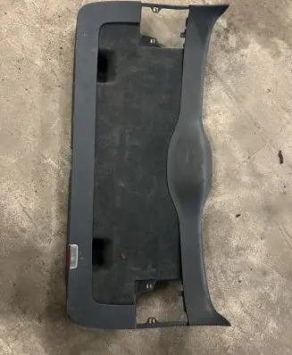 Volkswagen Touareg I Tailgate/boot lid cover trim 7L6867605