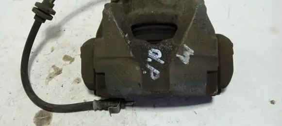 Renault Megane III Front brake caliper 410018218R