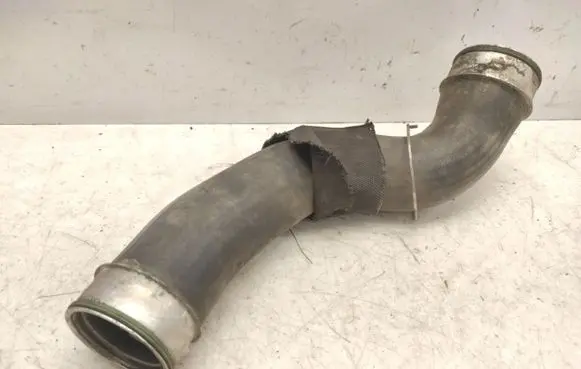 Mercedes-Benz E W211 Intercooler hose/pipe A2115284282