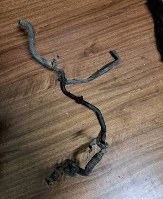 Volkswagen PASSAT B4 Engine coolant pipe/hose
