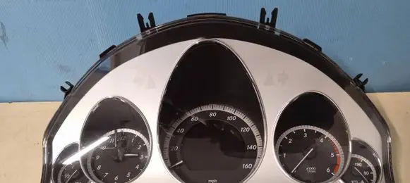 Mercedes-Benz E W212 Speedometer (instrument cluster) A2129006003