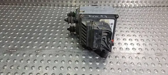 Volkswagen PASSAT B6 ABS Pump 3C0614109D