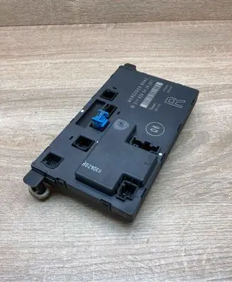 Mercedes-Benz E W211 Door control unit/module 2118200426