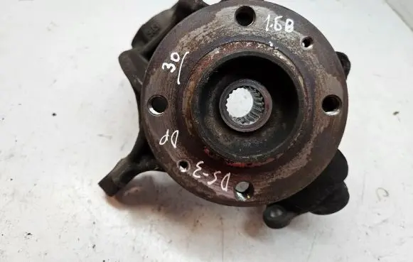 Citroen DS3 Front wheel hub
