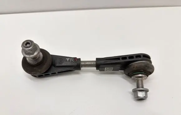 Tesla Model Y Rear anti-roll bar/stabilizer link 128849600A V9X24340B00579